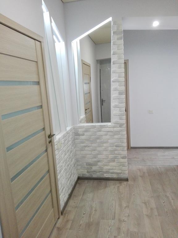 Apartment On Kryvorizhstal Street 35-24 Kryvyj Rih Eksteriør billede