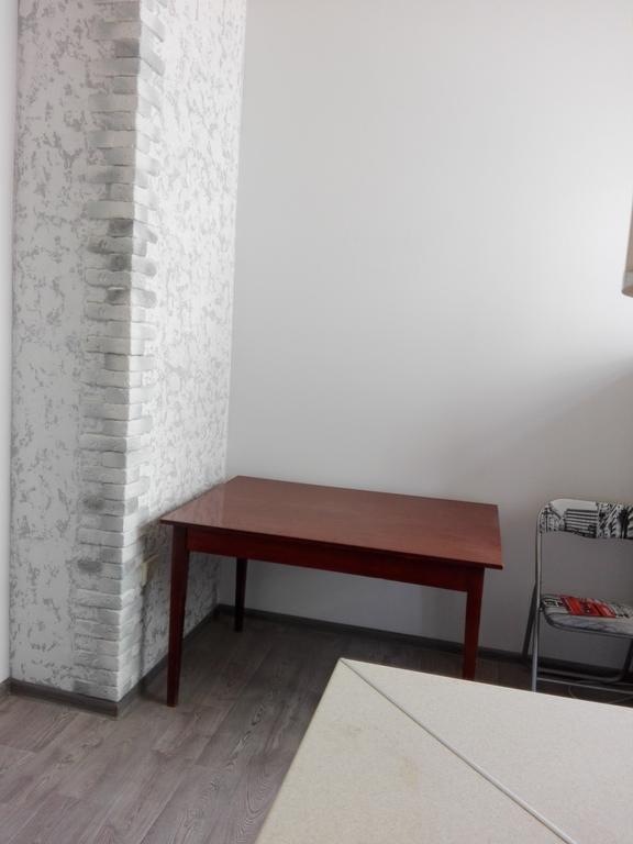 Apartment On Kryvorizhstal Street 35-24 Kryvyj Rih Eksteriør billede