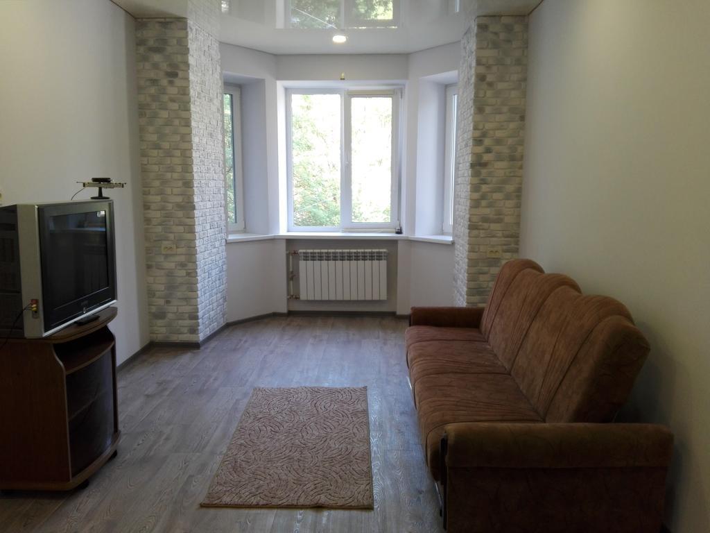 Apartment On Kryvorizhstal Street 35-24 Kryvyj Rih Eksteriør billede